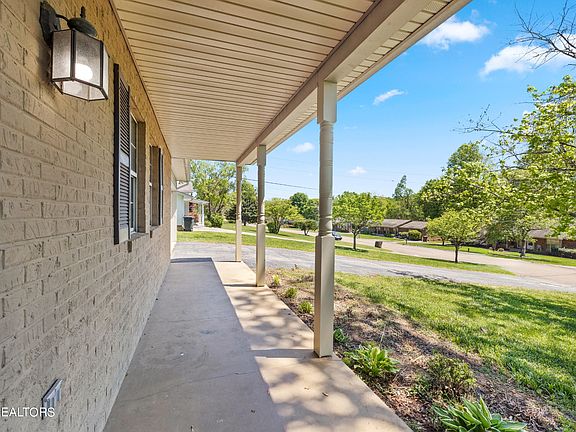 2nd image of 7231 Winchester Dr