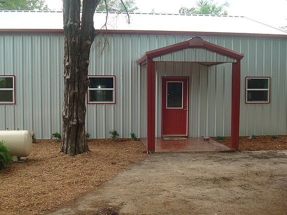 FRONT COVERED PORCH