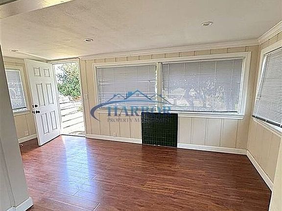 3rd image of 680 W Paseo Del Mar