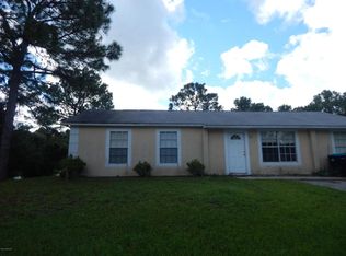 692 Harrington St SW, Palm Bay, FL 32908