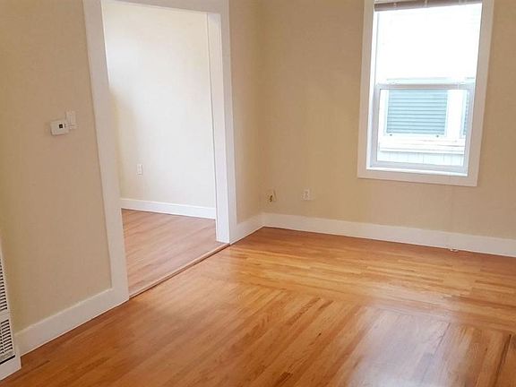 4th image of 88 Chenery St #2
