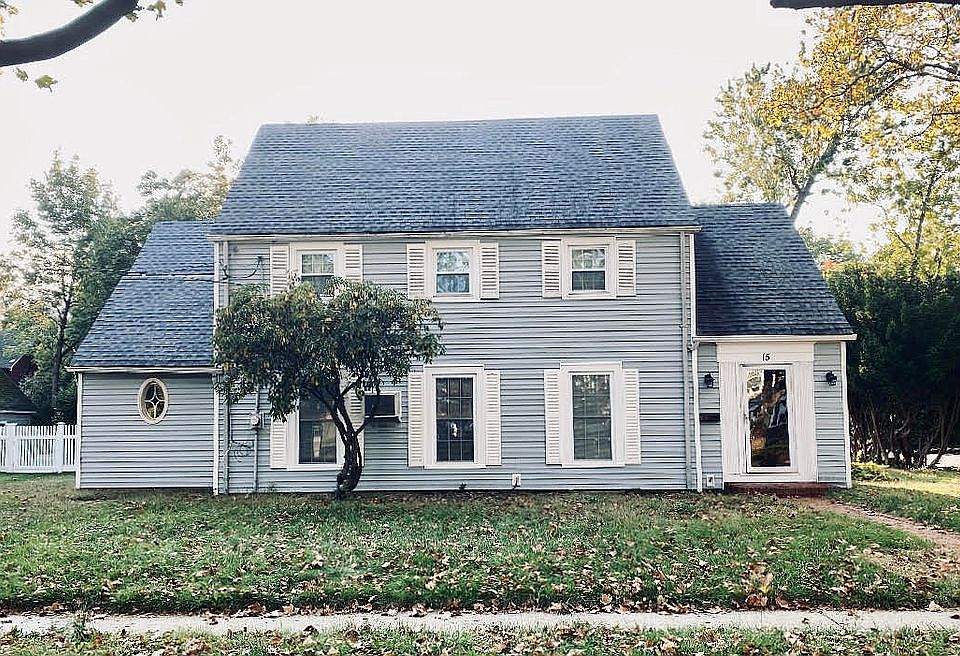 1st image of 15 Wheatly Ave