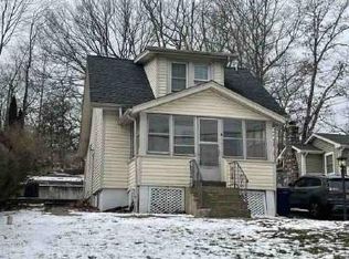 8 Meggins Rd, Rockaway, NJ 07866