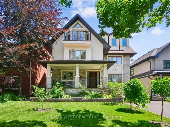 11 Hillcroft Dr, Toronto, ON M9B 4X4