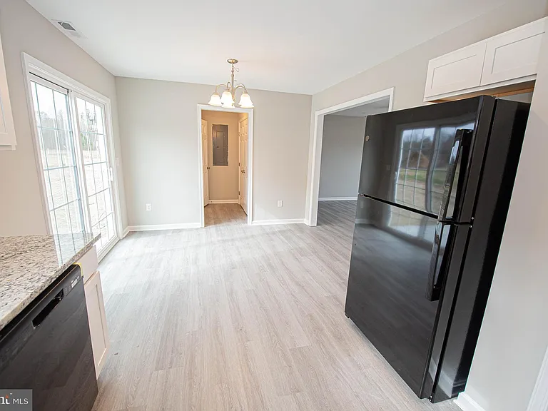 242 Morgans Ct — Photo 20