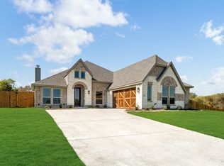 763 Crystal Lake Ln, Red Oak, TX 75154