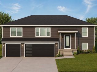 808 Dawes Ct, Mauston, WI 53948