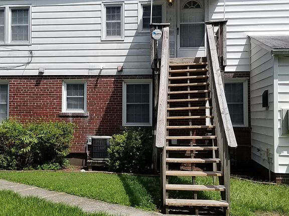 3rd image of 8805 Granby St #B