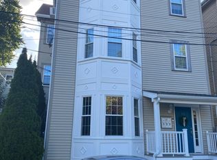 10 Ashley St #2, Jamaica Plain, MA 02130