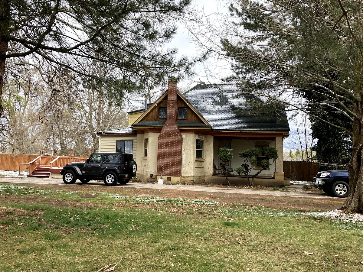 Building Photo - 431 N Harrisville Rd