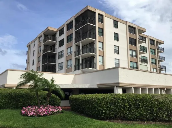 6210 Sun Blvd APT 405, Saint Petersburg, FL 33715