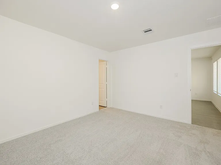 13495 Bay Springs Dr — Photo 9