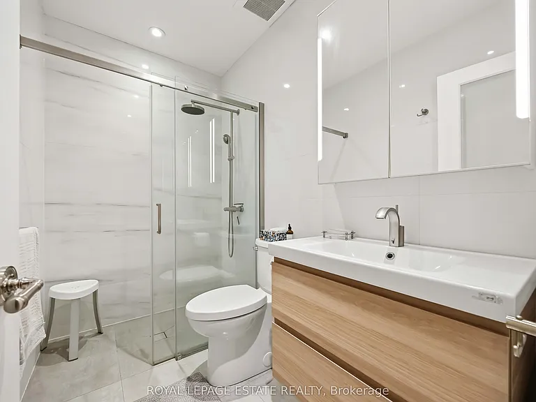 100 Seaton St — Photo 15