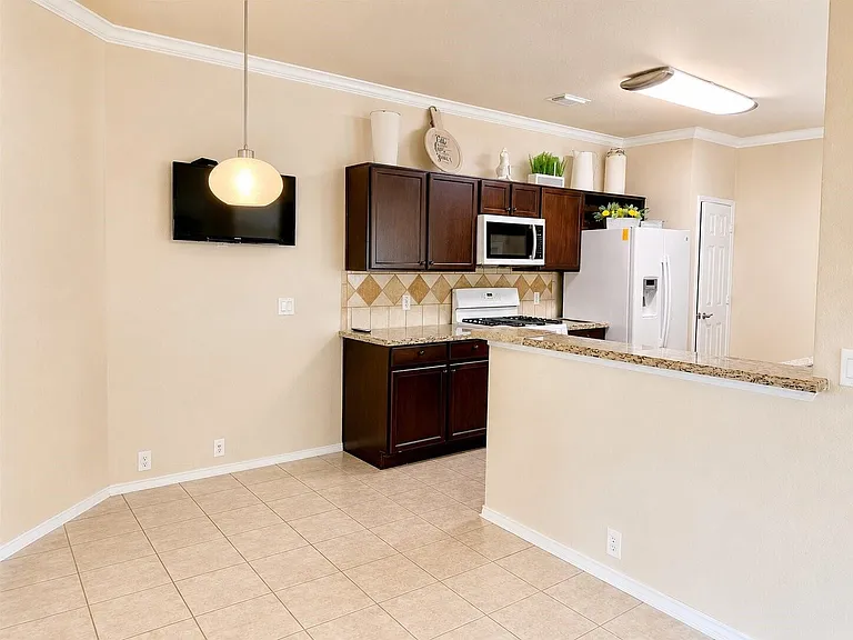 10310 Deer Br — Photo 9
