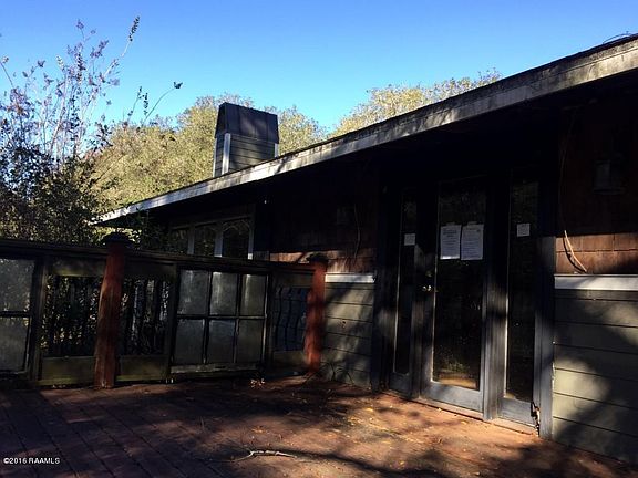 3rd image of 1090 Dwyer Dr