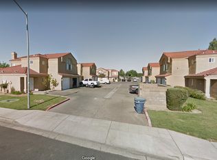 397 Santa Ana Ave #11, Clovis, CA 93612