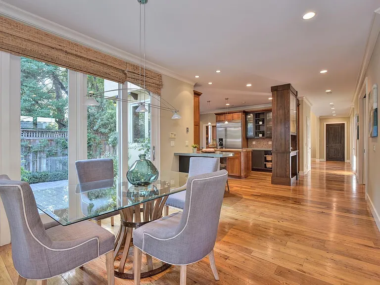 1190 Willow Glen Way — Photo 11