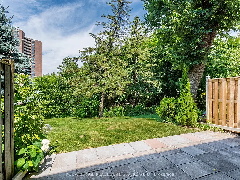 1855 Maple Ridge Dr #35 — Photo 46