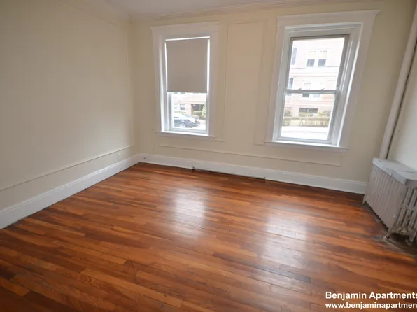 4 Vinal St, Boston, MA
