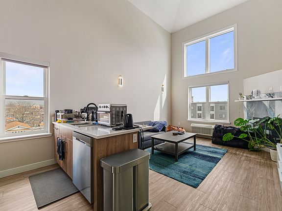 2nd image of 212 70th St #404