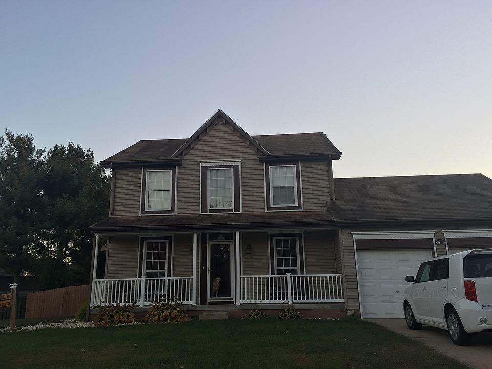 2nd image of 500 Center Rd