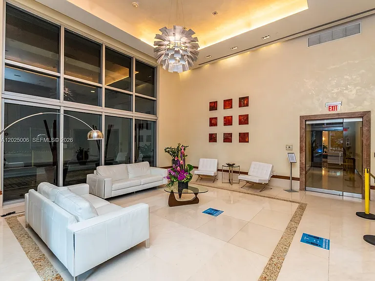 1060 Brickell Ave #2515 — Photo 25
