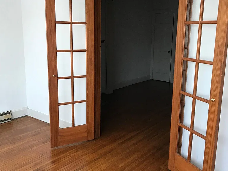 2551 Indianola Ave #1 — Photo 5