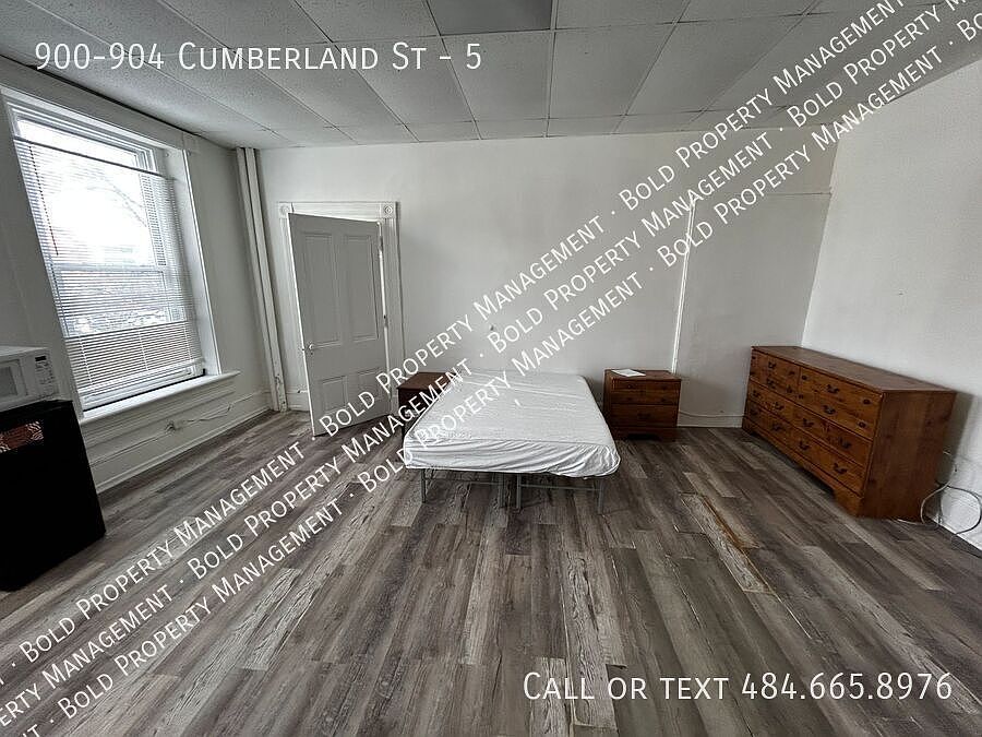 2nd image of 900-904 W Cumberland St Unit 5
