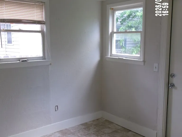 1804 NW Columbia Ave — Photo 20