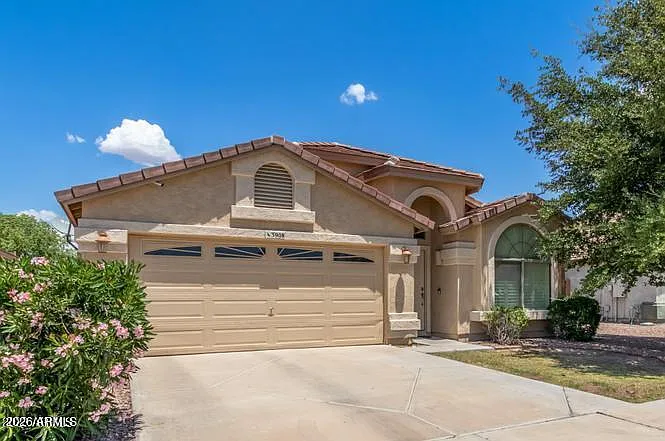 4 bed, 1767 sqft, $3,200 — Photo 3