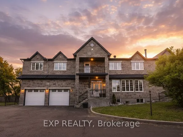 2754 Eagleson Rd, Ottawa, ON K2S 1B8