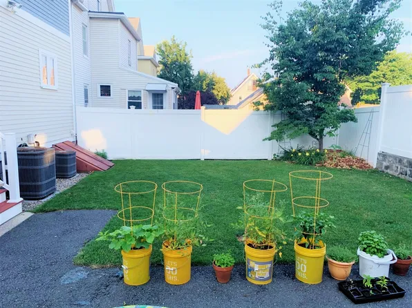 62 Newbern Ave #1, Medford, MA 02155