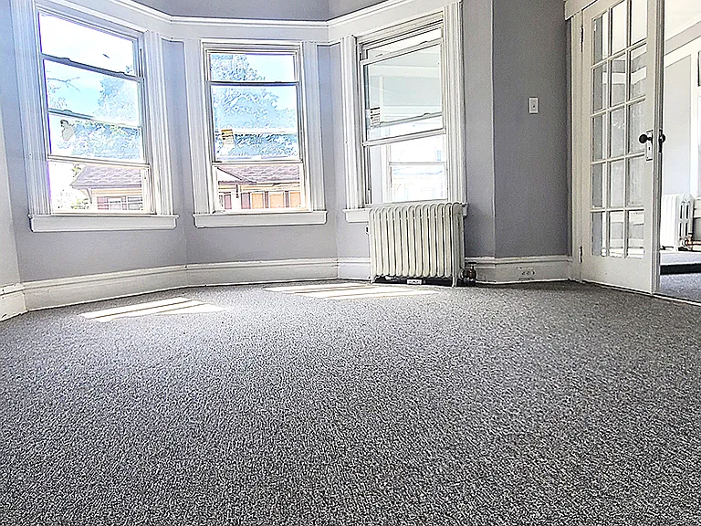 29 Irving Ave #2 — Photo 3