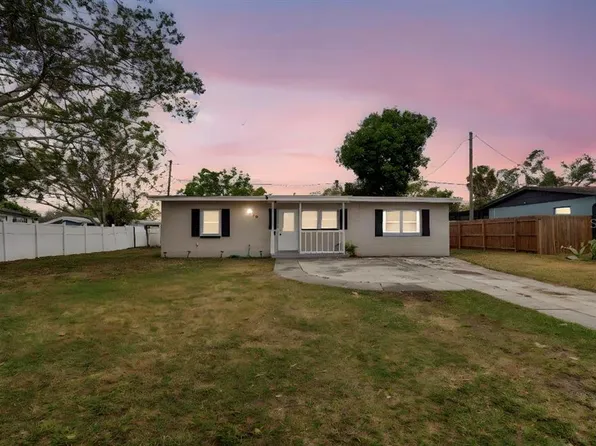 4479 Porpoise Dr SE, Saint Petersburg, FL 33705