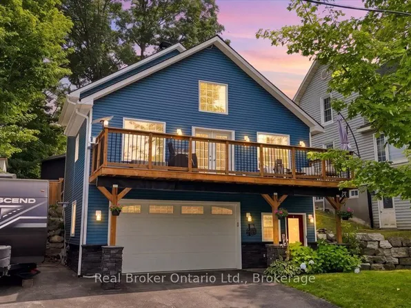 1A Clarence Ave, Penetanguishene, ON L9M 1A9