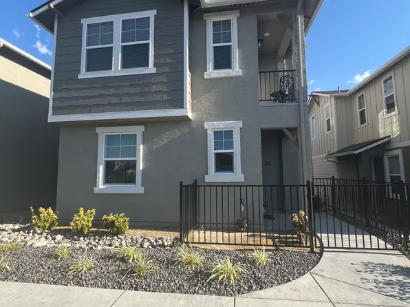 302 Cattail Cir, Gardnerville, NV 89410
