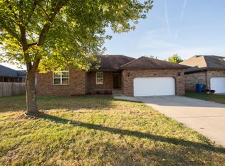 3730 W Greenleaf St, Springfield, MO 65807