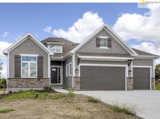 2404 SW Old Port Rd, Lees Summit, MO 64082