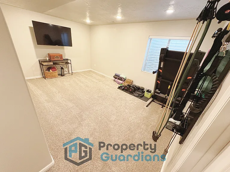 1877 N Bountiful Way — Photo 14