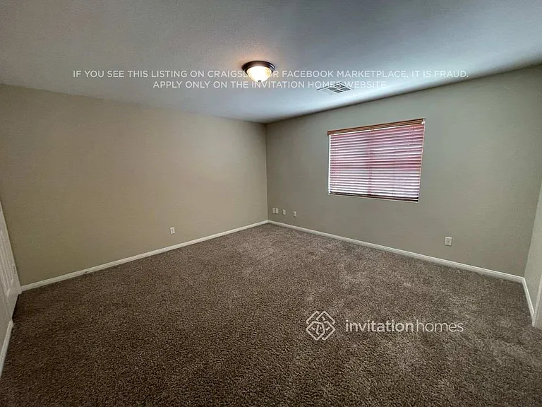 8104 Marin Pointe Ave — Photo 15