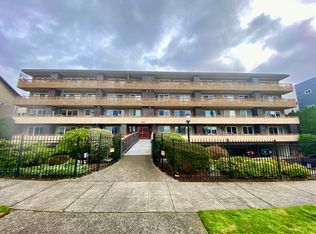 4444 44th Ave SW APT 201, Seattle, WA 98116