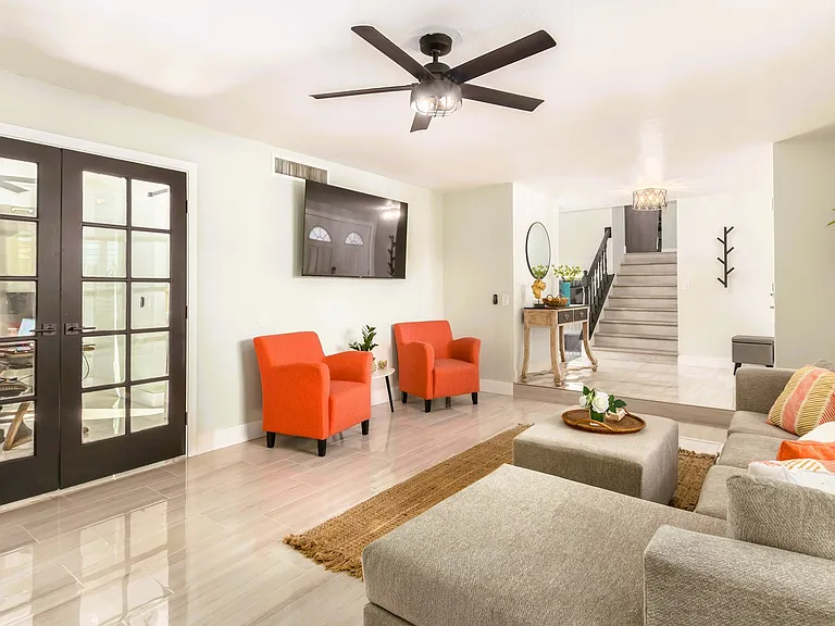 3025 E Hampton Cir — Photo 18