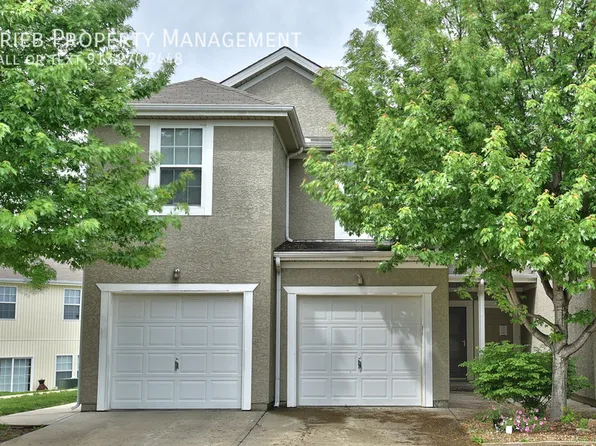 824 Woodson Ct, Gardner, KS