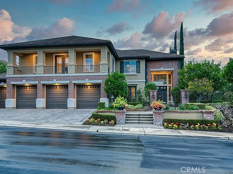 23 Van Gogh Way — Photo 1