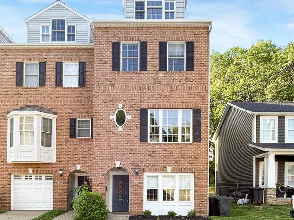321 Ferry St, Sewickley, PA 15143