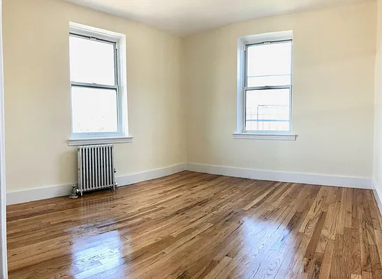 Rented by Zjama Realty Corp | media 10