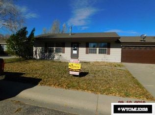 1138 N Fork Dr, Douglas, WY 82633
