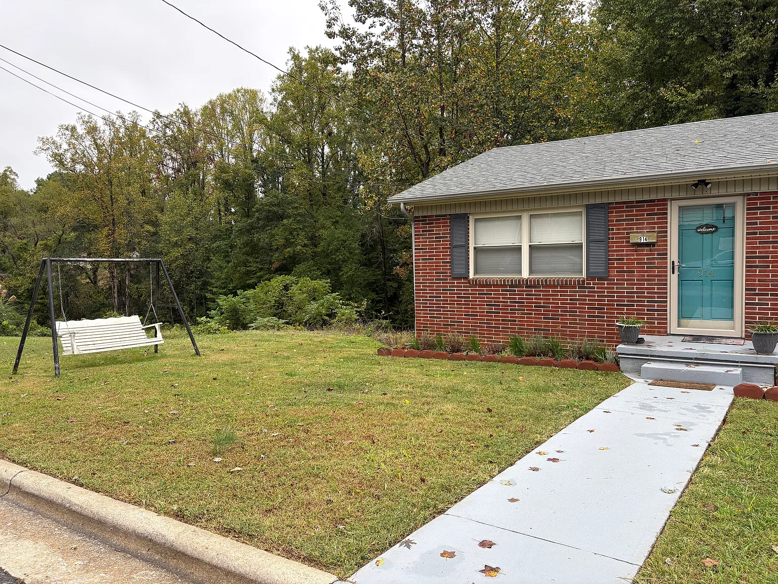 4 bed, 2064 sqft, $1,700 — Photo 3