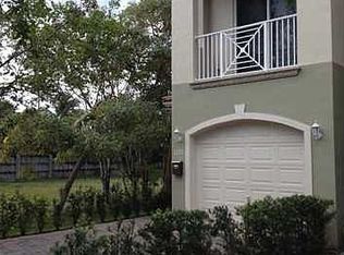 1111 NE 12th Ave, Fort Lauderdale, FL 33304