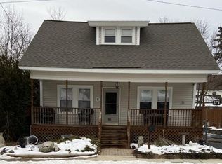 95 Edgewood Ave, Methuen, MA 01844